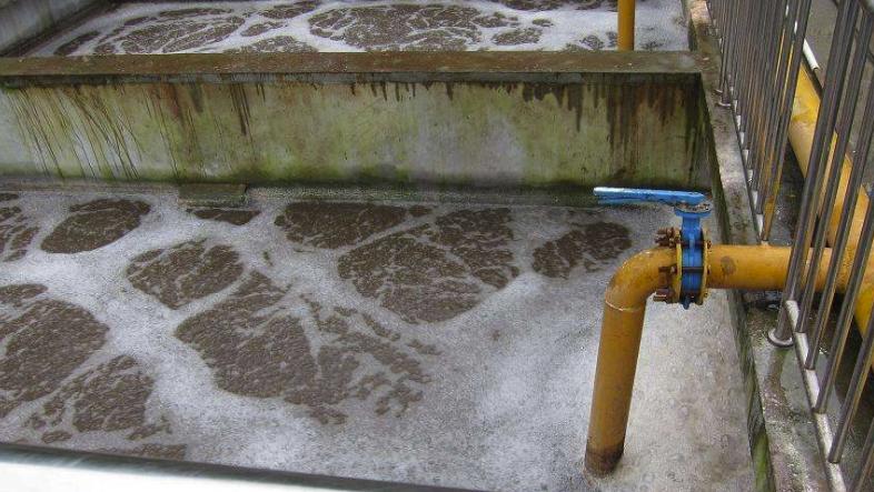 水处理起泡展示图